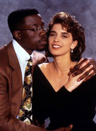 Wesley snipes dating halle berry