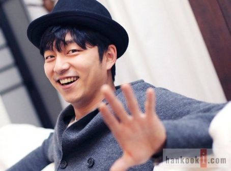 صور ممثلي المفضل الممثل الرائع  Gong Yoo   84683p4grq3ig4q8