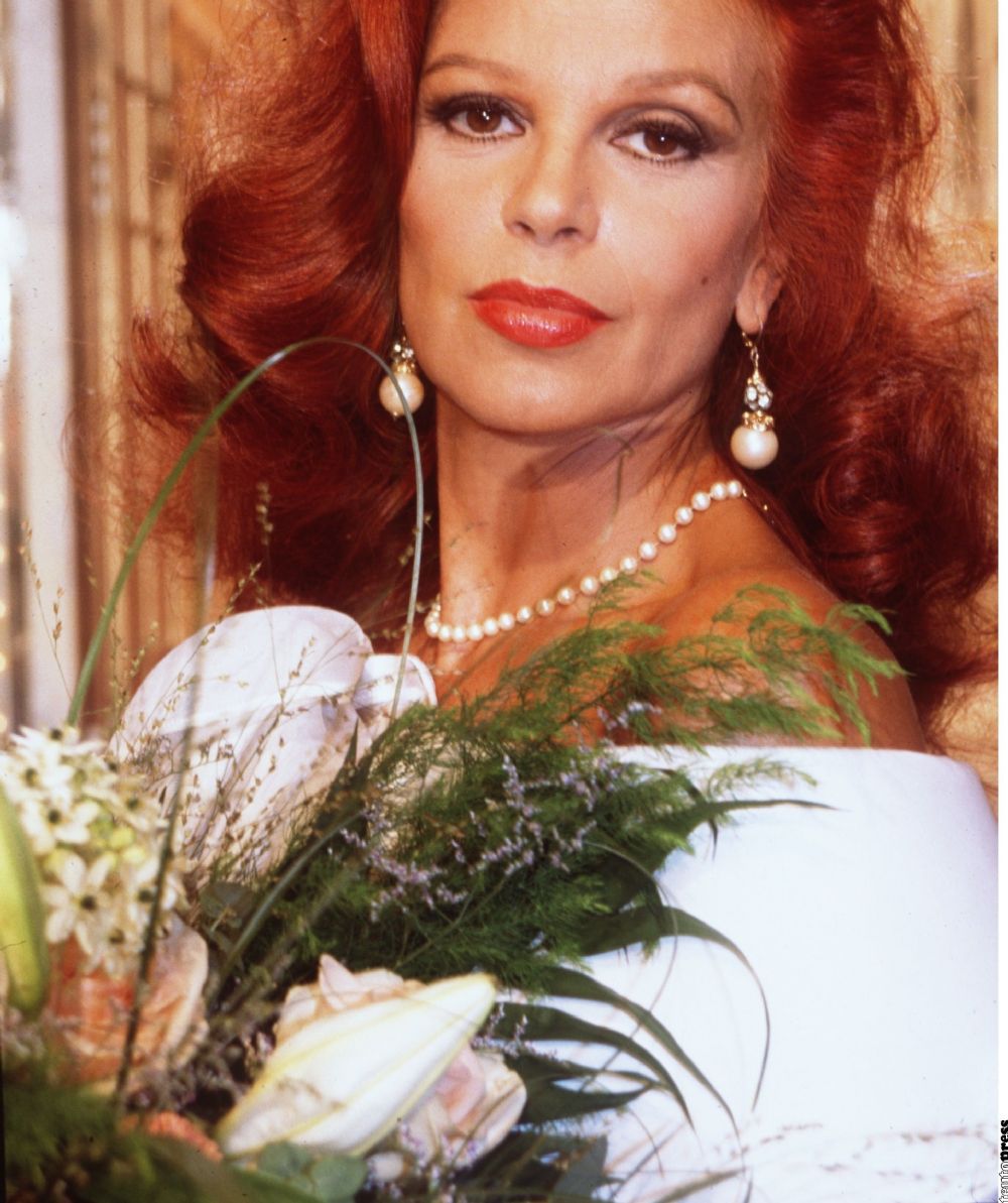 Watch Milva (born 1939) video Watch Milva (born 1939) video