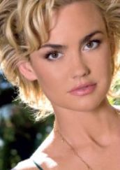 Kelly Carlson