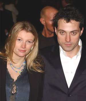 Amy Gardner and Rufus Sewell
