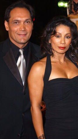 Jimmy Smits and Wanda De Jesus