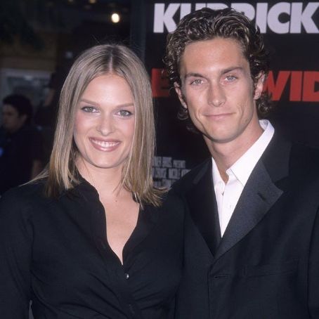 Oliver Hudson and Vinessa Shaw