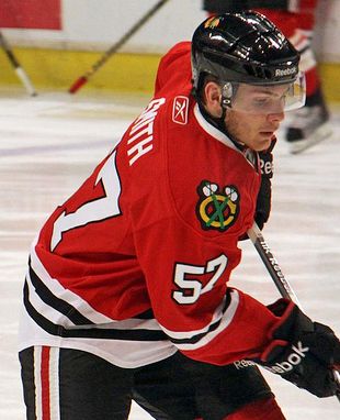 Ben Smith (ice hockey b. 1988)