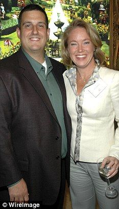 Amy Robbins (philanthropist) and Larry Robbins (hedge fund manager)