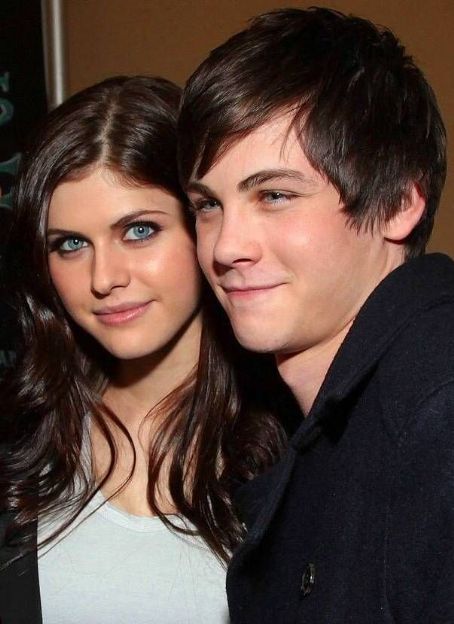 Alexandra Daddario couple