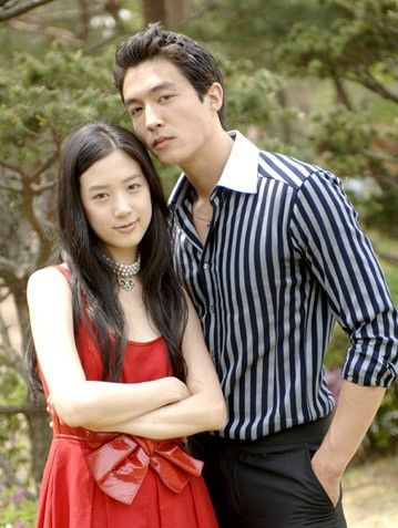 Daniel Henney and Ryeo-won Jeong