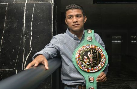 Román González (boxer)