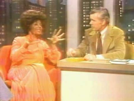 Shirley Bassey and Johnny Carson