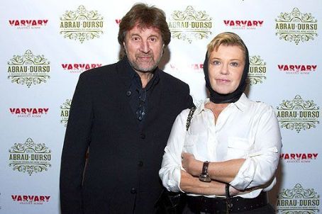 Leonid Yarmolnik and Oksana Yarmolnik