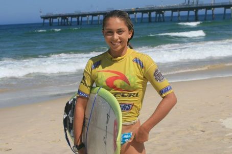 Sarah Mason (surfer)