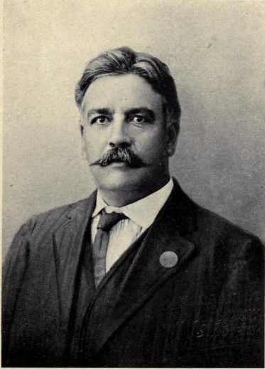 Abraham González