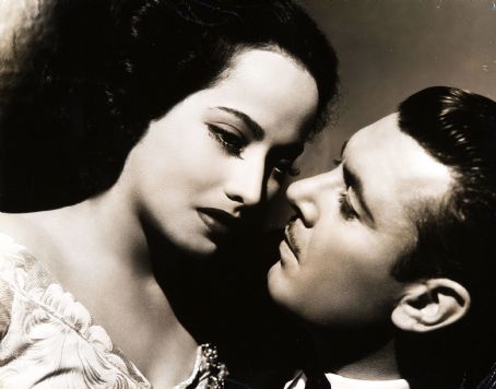 George Brent and Merle Oberon