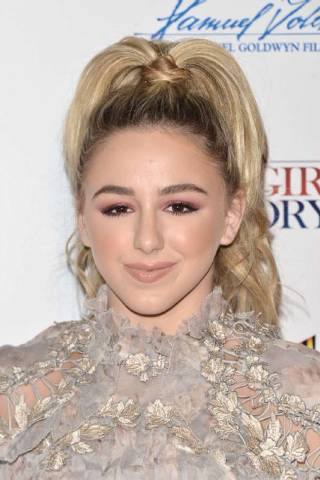 Chloe Lukasiak Photos News And Videos Trivia And Quotes Famousfix