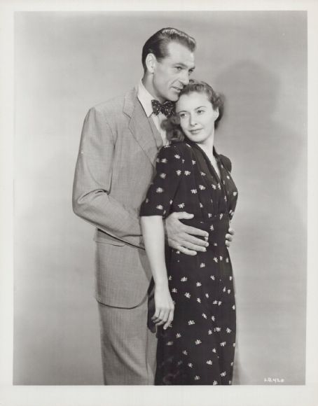 Barbara Stanwyck and Gary Cooper