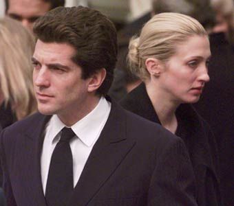 John F. Kennedy, Jr. and Carolyn Bessette Pics - John F. Kennedy, Jr ...