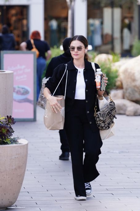 Lucy Hale – Shopping for deals at Madewell clothing store in Studio City