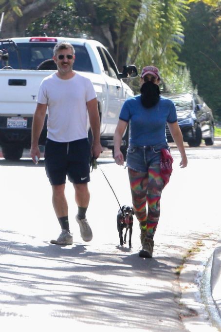 Sarah Silverman – Seen with her boyfriend Rory Albanese in Los Feliz