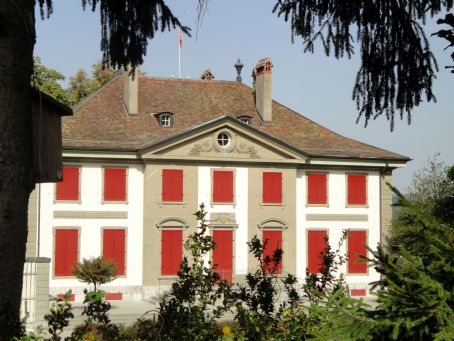 Lohn Estate