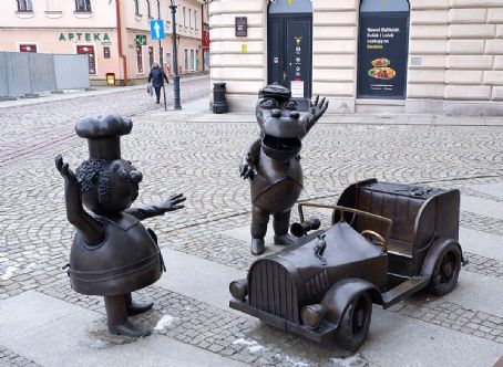 Wawel Dragon and Bartolini Bartholomew Monument