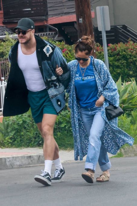 Minka Kelly – Seen with Dan Reynolds on a stroll in Silver Lake