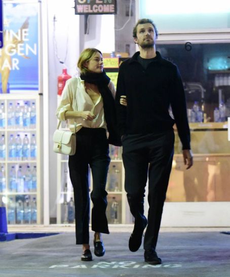 Camille Rowe and Theo Niarchos (Art Dealer) - Dating, Gossip, News, Photos