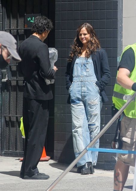 Jennifer Garner – On the set of ‘The Last Thing He Told Me’ in Los Angeles