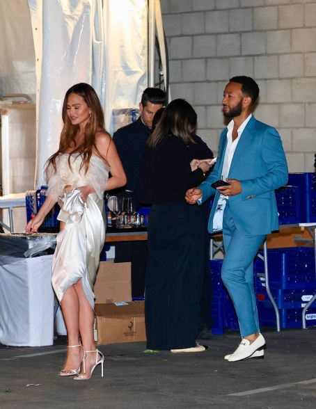 Chrissy Teigen – With John legend attend a charity event hosted by Prada at the Gagosian Gallery