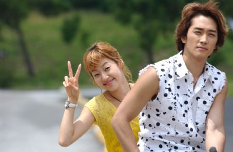 Seung-heon Song and Ji-hye Han