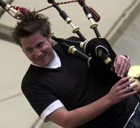 Finlay MacDonald (musician)