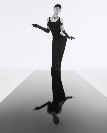 Christina Ricci - Harper's Bazaar Magazine Pictorial [Taiwan] (March 2023)