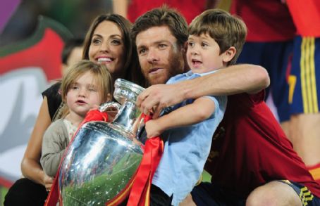 Spanish heroes celebrate with kids: 'Our daddies are the champions'