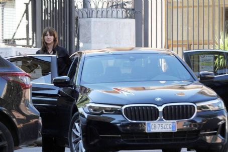 Monica Bellucci – With Tim Burton arrived at Monica’s residence in Rome ...