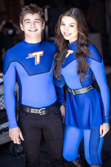 Kira Kosarin as Phoebe Thunderman in The Thundermans - FamousFix.com post