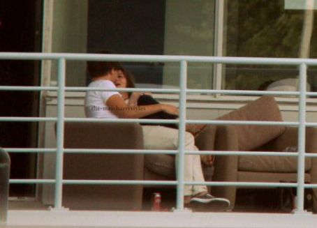 Louis Tomlinson and Eleanor Calder