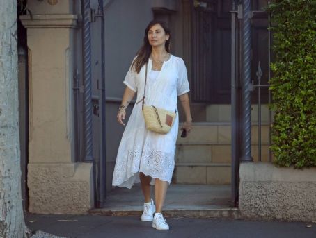 Natalie Imbruglia – Spotted while out in Sydney