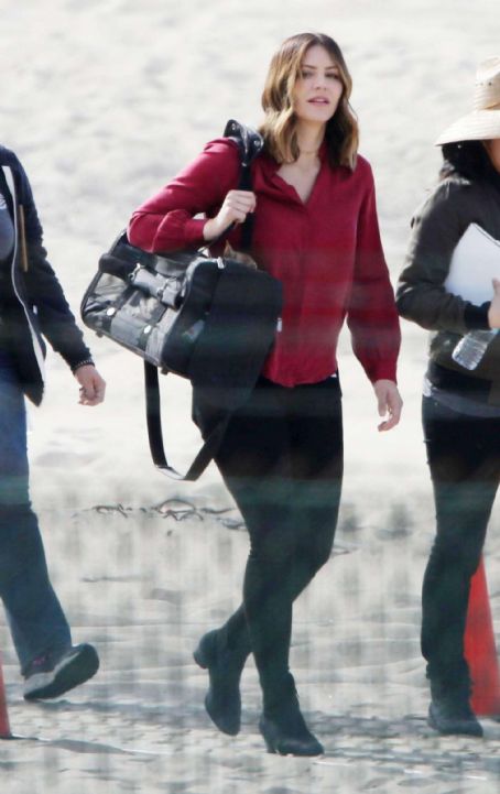 Katharine McPhee – On the set of ‘Scorpion’ in LA