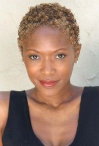 Shelley Robertson