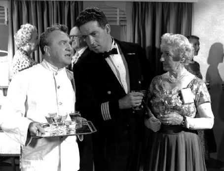 The Captain's Table (1959)