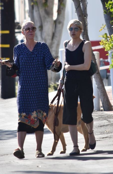 Selma Blair – With her service dog out in Los Angeles - FamousFix