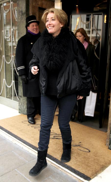 Emma Thompson Leaving Claridge's Hotel In London, 9 March 2010 | Emma