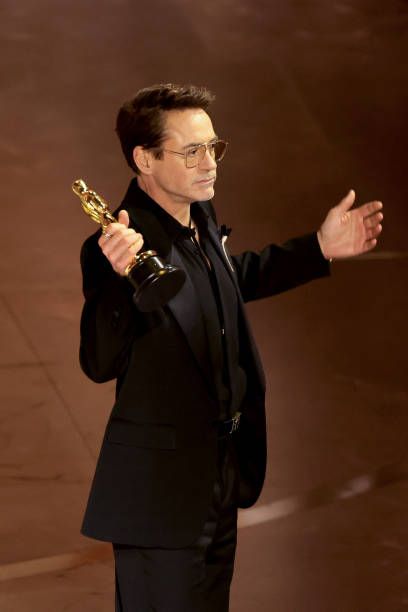 Robert Downey Jr - The 96th Annual Academy Awards (2024) - FamousFix