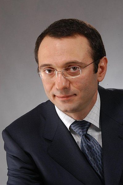 Who is Suleyman Kerimov dating? Suleyman Kerimov girlfriend, wife