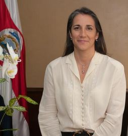 Mercedes Peñas Domingo