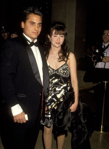 Chris Foufas and Shannen Doherty, January 18th 1992, Golden Globe ...