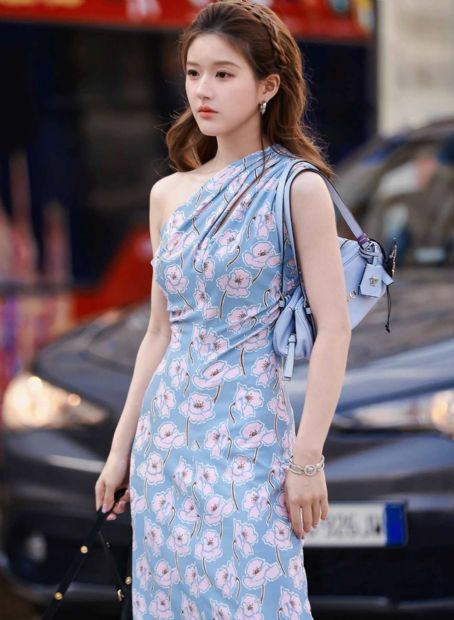 Rosy Zhao at Versace Spring/Summer 2025 Womenswear for Milan Fashion Week