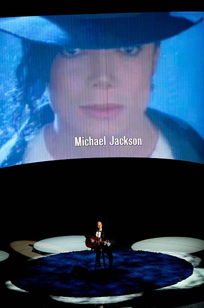 The 82nd Annual Academy Awards - In Memoriam (2010)