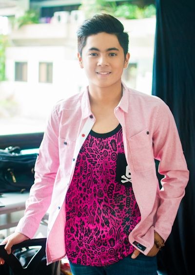 Who is Miguel Tanfelix dating? Miguel Tanfelix girlfriend, wife