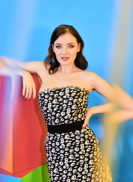 Sarah Bolger – The IMDboat Official Portrait Studio At Comic-Con 2022