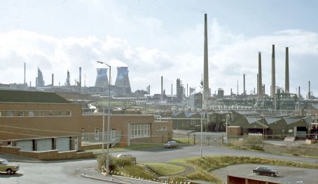 Llandarcy oil refinery